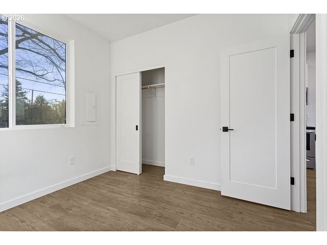 7360 N ATLANTIC Ave 4, Portland, OR 97217