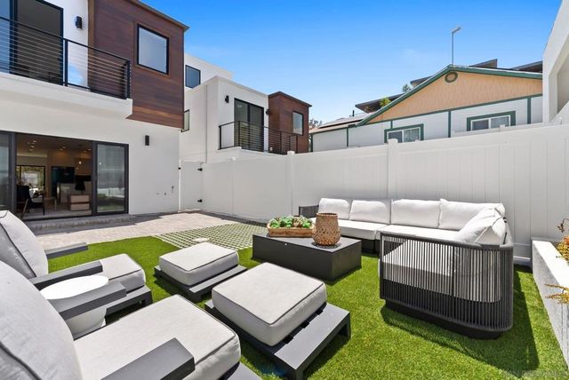 1034 Pennsylvania Avenue, San Diego, CA 92103