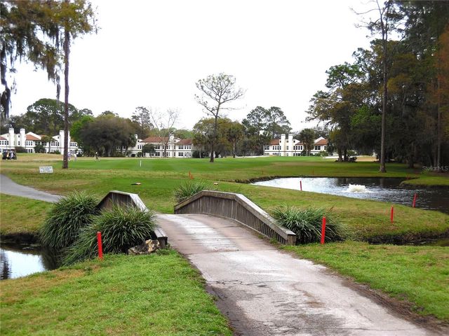 91 N BOBWHITE RD, Wildwood, FL 34785