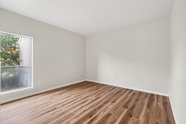 7950 N Stadium Drive 135, Houston, TX 77030