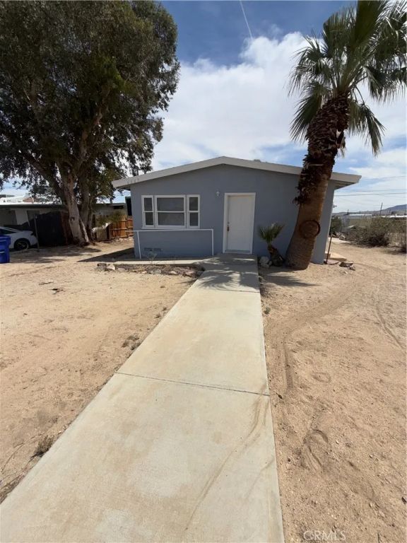 6667 Desert Queen, 29 Palms, CA 92277