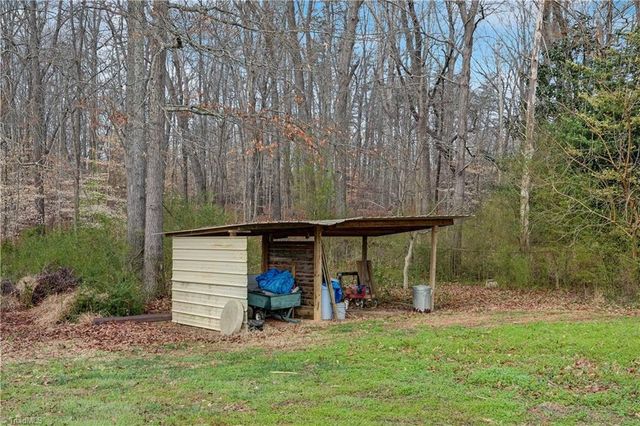 3605 Vance Street Extension, Reidsville, NC 27320