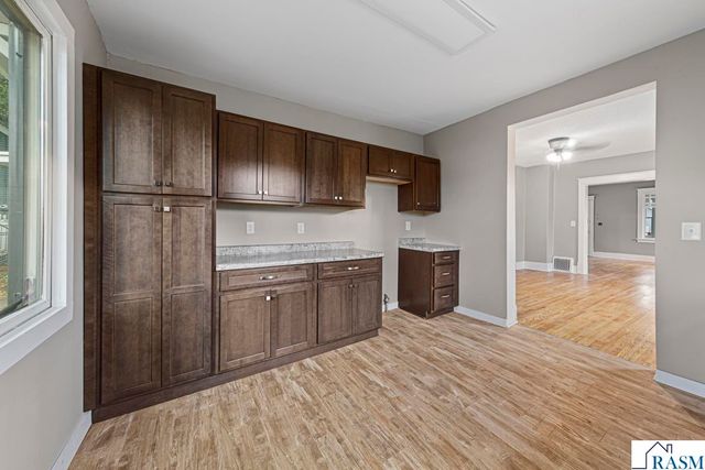 322 E Vine Street, Mankato, MN 56001