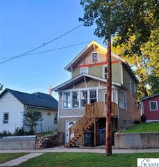 322 E Vine Street, Mankato, MN 56001