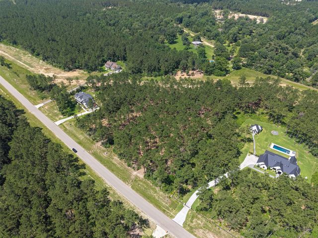 15631 Forest Grove Drive, Willis, TX 77378