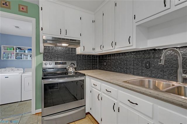 6727 Harvest CIR, Gloucester, VA 23061
