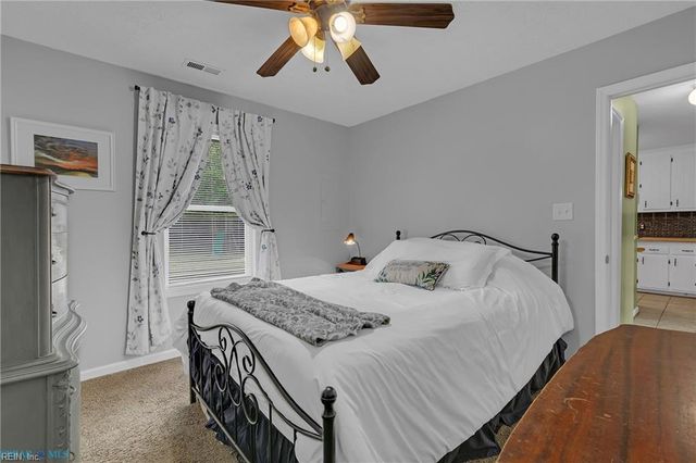 6727 Harvest CIR, Gloucester, VA 23061