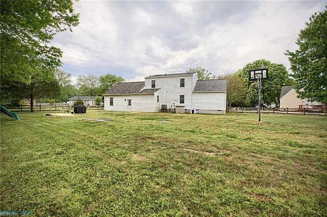 6727 Harvest CIR, Gloucester, VA 23061