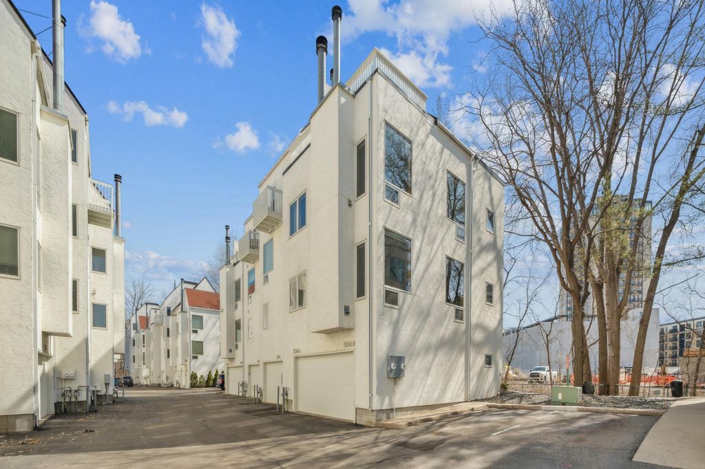 3046 Lake Shore Drive A, Minneapolis, MN 55416