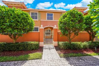 642 SW 106th Ave 1514, Pembroke Pines, FL 33025