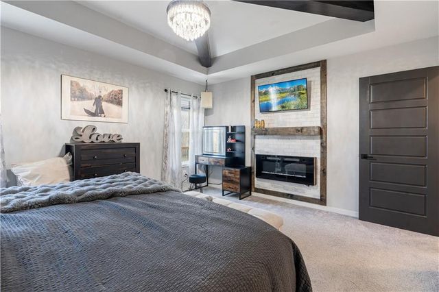 12213 N Virginia Avenue, Kansas City, MO 64165