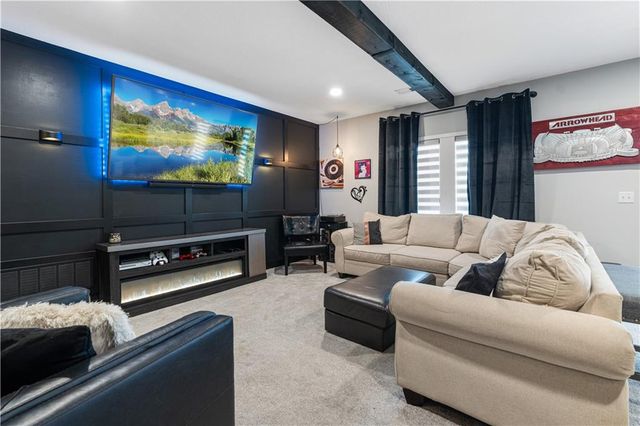 12213 N Virginia Avenue, Kansas City, MO 64165