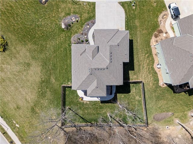 12213 N Virginia Avenue, Kansas City, MO 64165