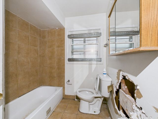 703 W 116th Street, Chicago, IL 60628
