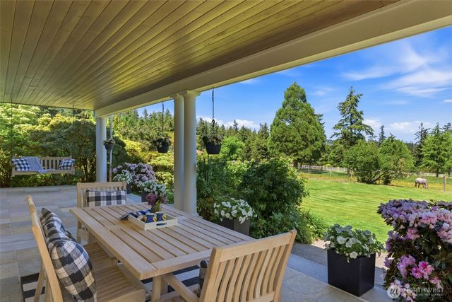 1352 14th Avenue, Fox Island, WA 98333