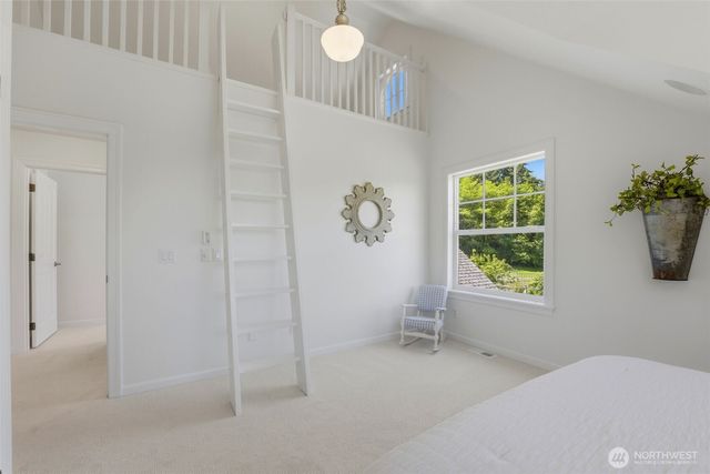 1352 14th Avenue, Fox Island, WA 98333