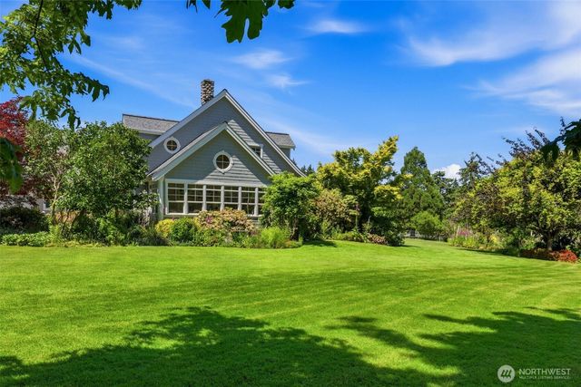 1352 14th Avenue, Fox Island, WA 98333