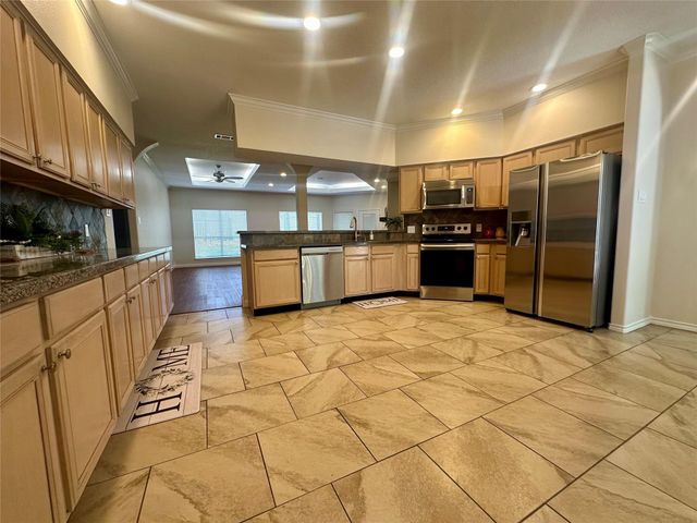 3122 Hemingway Drive, Montgomery, TX 77356