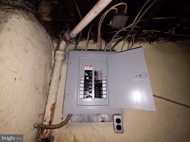 323 E HORTTER ST, Philadelphia, PA 19119