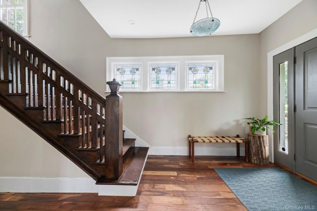 209 Van Cortlandt Park Avenue, Yonkers, NY 10705