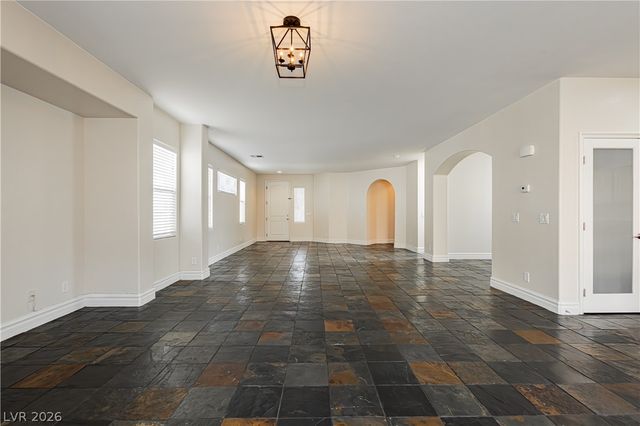 178 Castle Course Avenue, Las Vegas, NV 89148