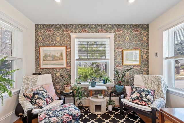 51 Gooch St, Melrose, MA 02176