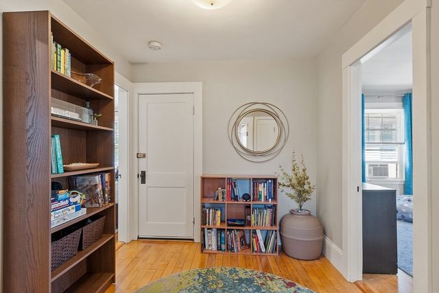 51 Gooch St, Melrose, MA 02176
