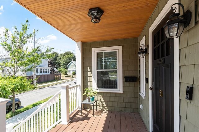 51 Gooch St, Melrose, MA 02176
