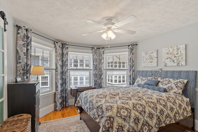 51 Gooch St, Melrose, MA 02176