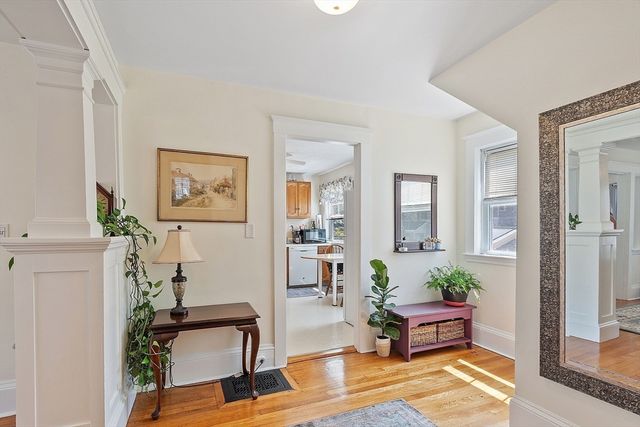 51 Gooch St, Melrose, MA 02176