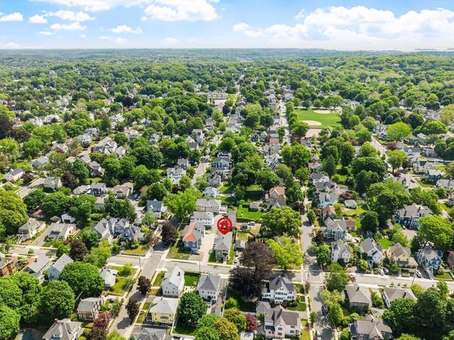 51 Gooch St, Melrose, MA 02176