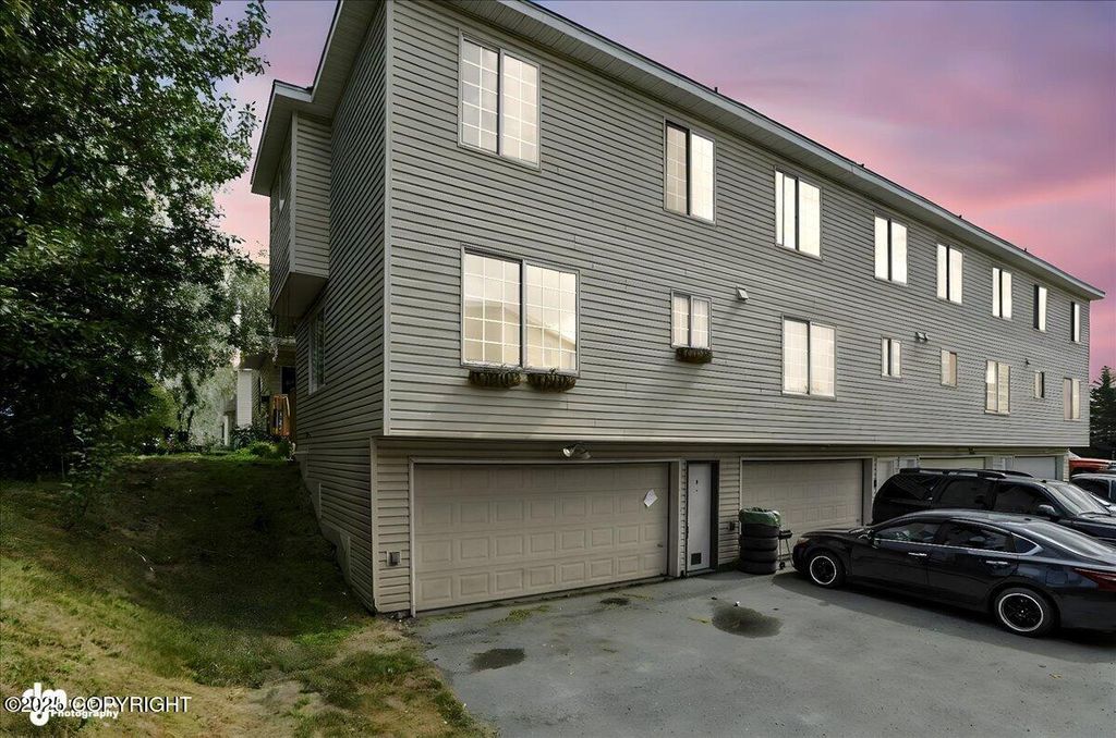 6821 Gold Kings Circle, #D, Anchorage, AK 99504