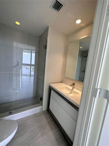 2000 Metropica Way 2003, Sunrise, FL 33323