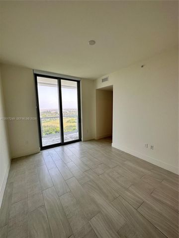 2000 Metropica Way 2003, Sunrise, FL 33323