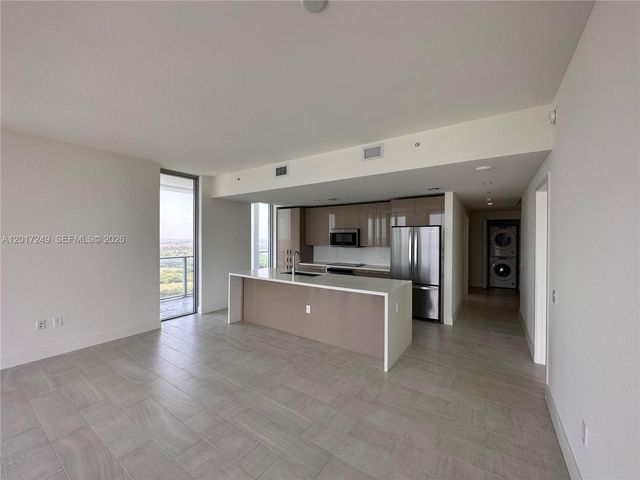 2000 Metropica Way 2003, Sunrise, FL 33323