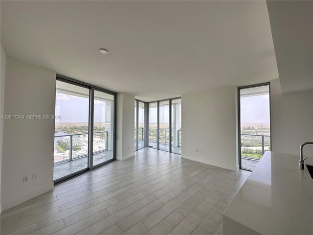 2000 Metropica Way 2003, Sunrise, FL 33323