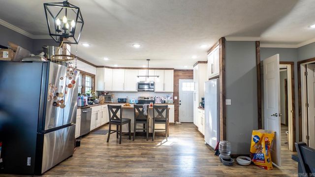 720 Archer Avenue, Mammoth Spring, AR 72554