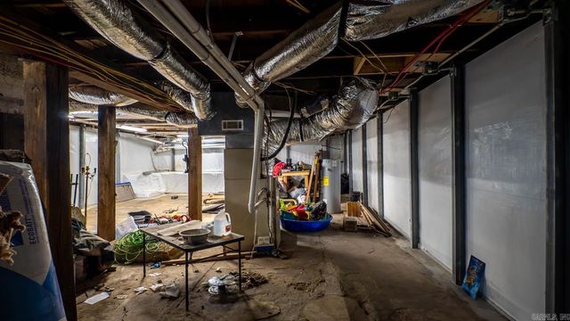 720 Archer Avenue, Mammoth Spring, AR 72554