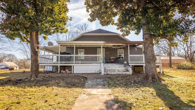 720 Archer Avenue, Mammoth Spring, AR 72554