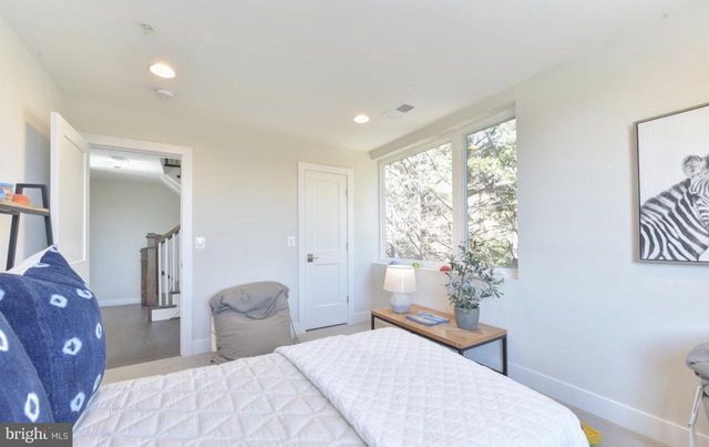 2815 24TH RD S, Arlington, VA 22206