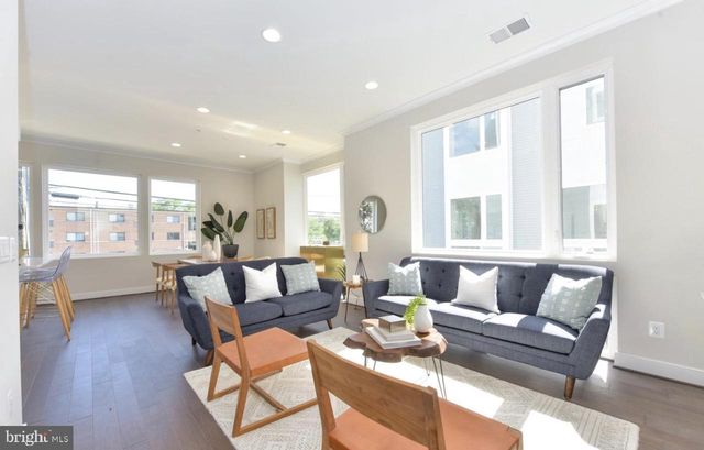 2815 24TH RD S, Arlington, VA 22206