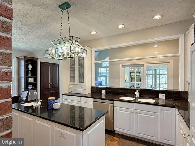 15119 BEACON HILL CIR, Issue, MD 20645