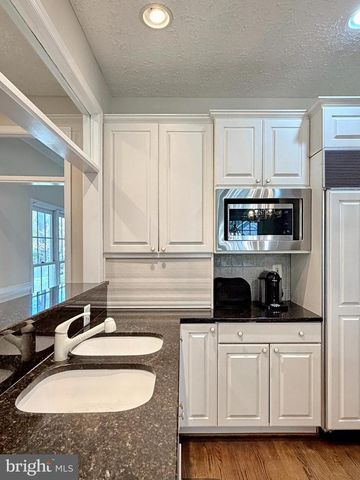 15119 BEACON HILL CIR, Issue, MD 20645