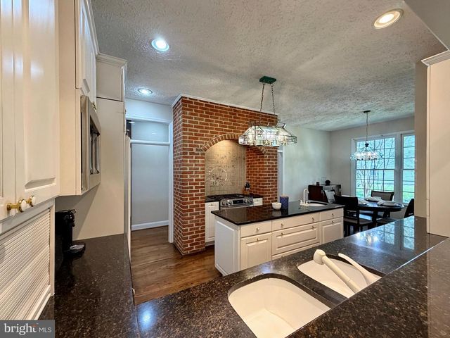 15119 BEACON HILL CIR, Issue, MD 20645