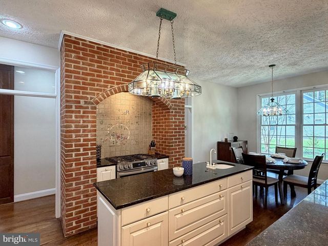 15119 BEACON HILL CIR, Issue, MD 20645