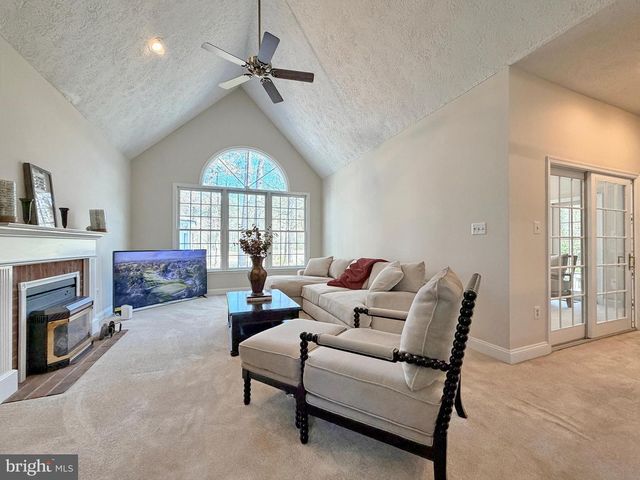 15119 BEACON HILL CIR, Issue, MD 20645