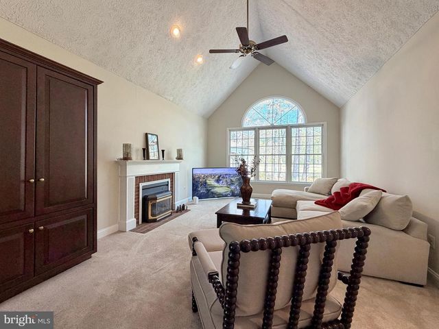 15119 BEACON HILL CIR, Issue, MD 20645