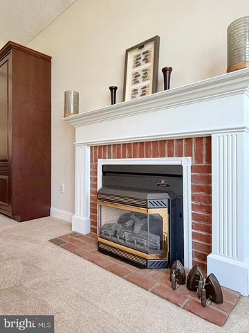 15119 BEACON HILL CIR, Issue, MD 20645