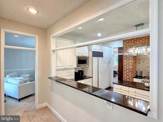 15119 BEACON HILL CIR, Issue, MD 20645
