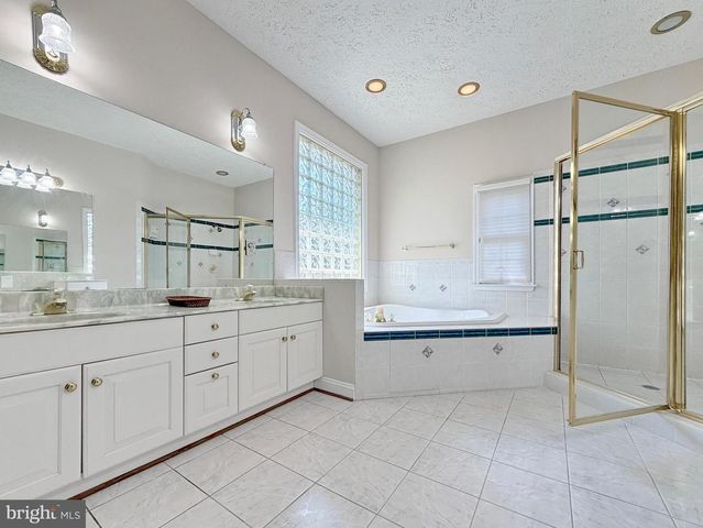 15119 BEACON HILL CIR, Issue, MD 20645